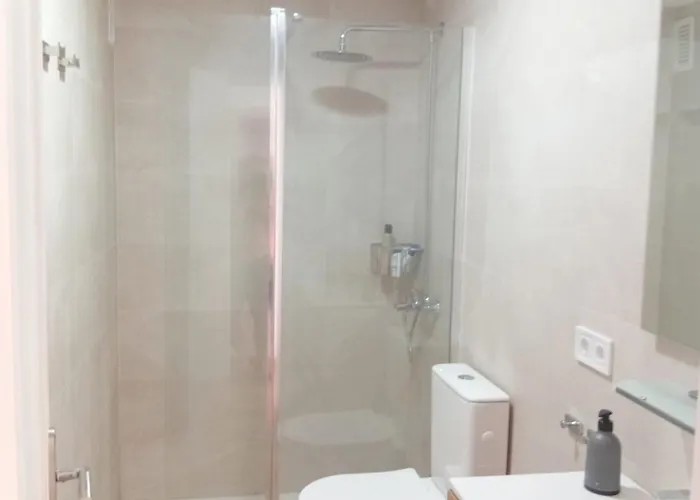 Cosy Upgraded - 1 Bedroom Apartment, Juncos דירה פלאייה דל אינגלז