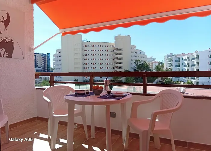 Cosy Upgraded - 1 Bedroom Apartment, Juncos Apartman *